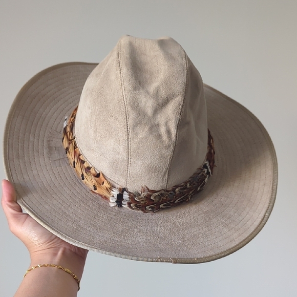 Vintage Stetson Tan Suede with Custom Quail Hunt Feather Band - Picture 1 of 11